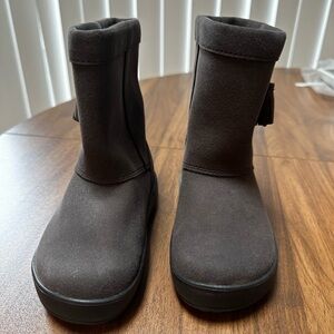 CROCS Black and White Fleece-Lined Footwear